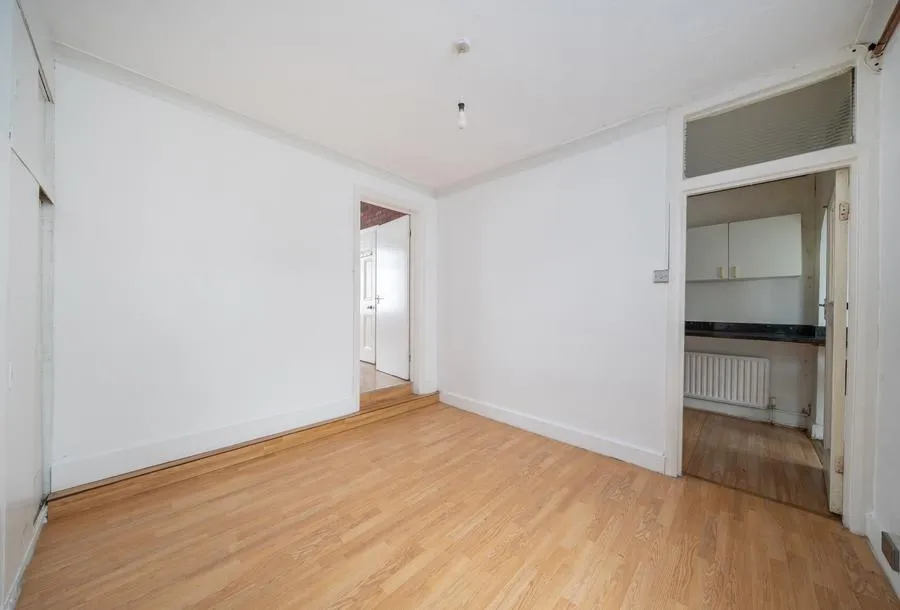 Whitford Gardens, Mitcham, CR4, photo 20