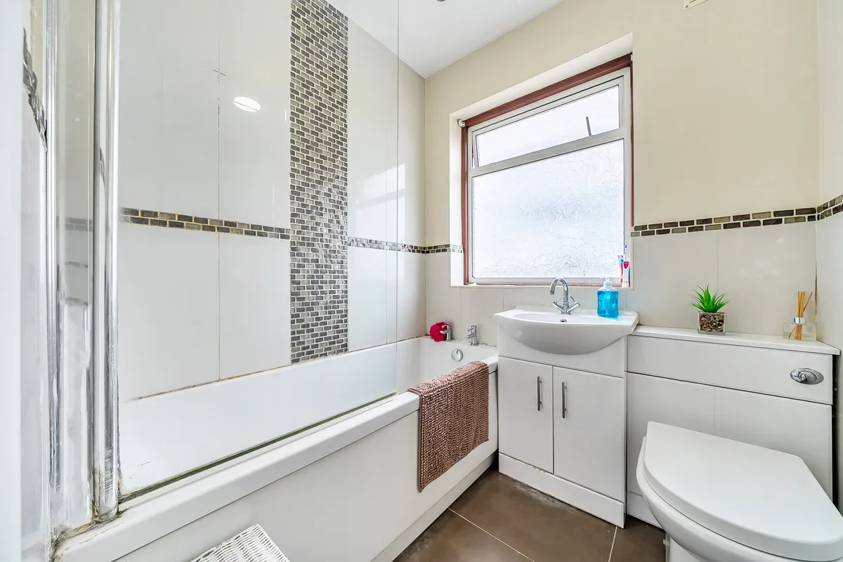 Bexleyheath, DA7 4TU, photo 8