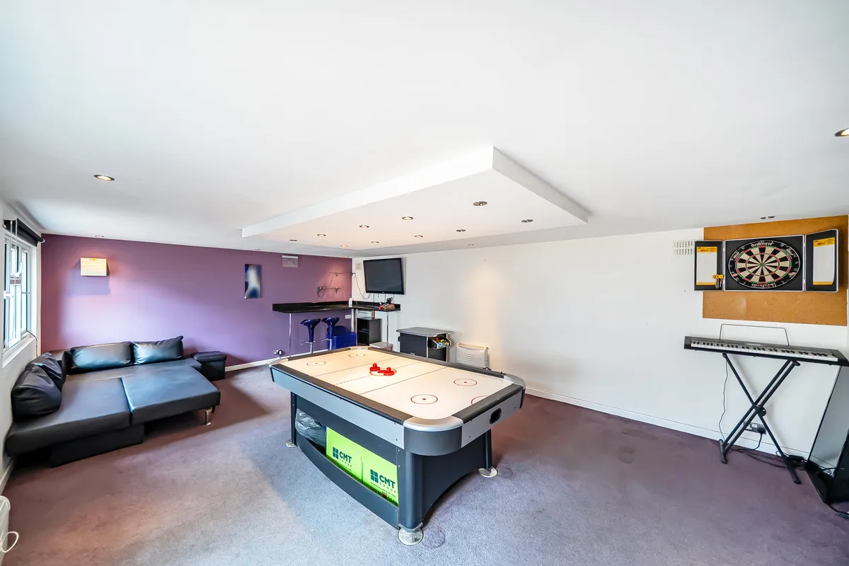 Bexleyheath, DA7 4TU, photo 11