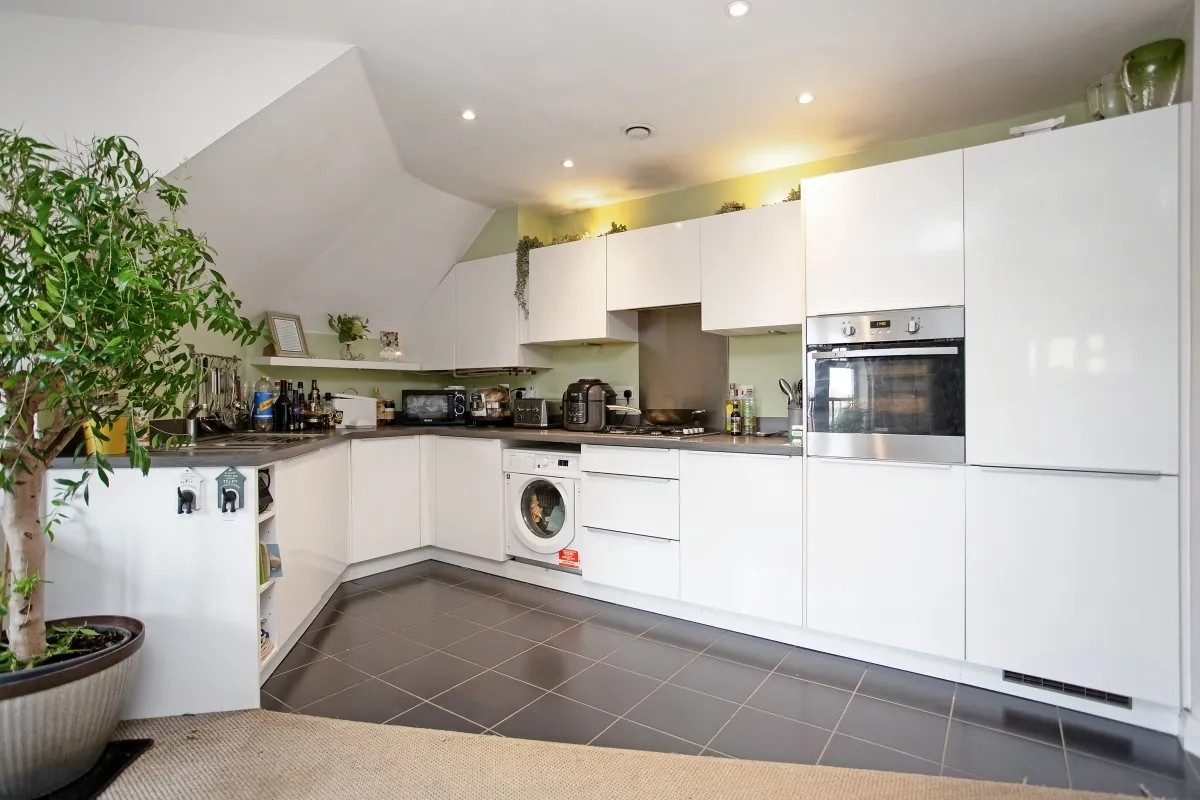 Limes Close, Redhill, RH1, photo 4