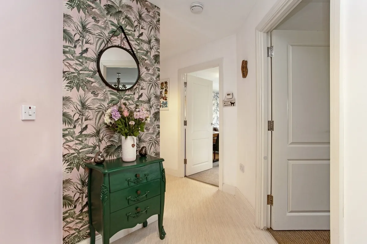 Limes Close, Redhill, RH1, photo 5