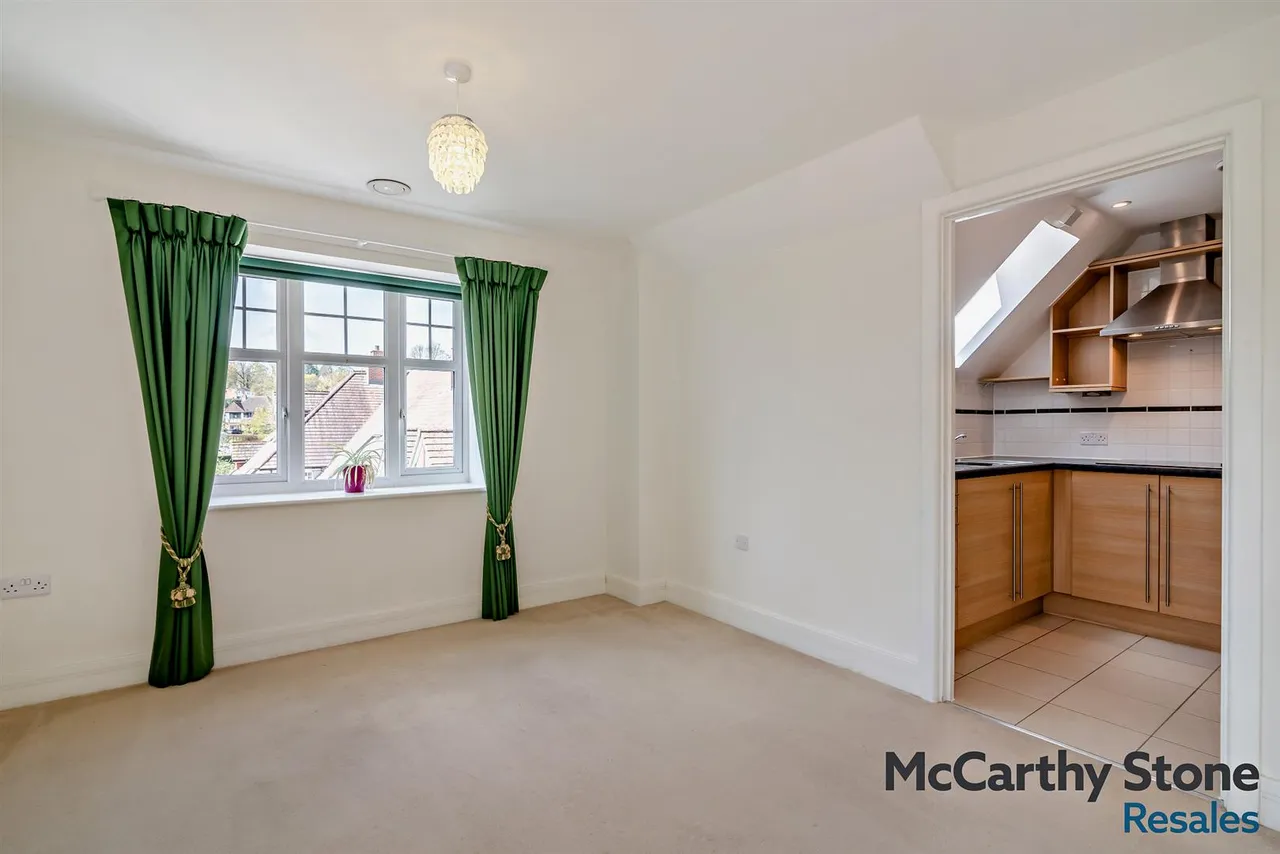 Crowborough Hill, Crowborough, TN6, photo 16