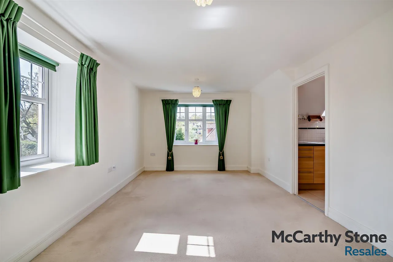 Crowborough Hill, Crowborough, TN6, photo 14