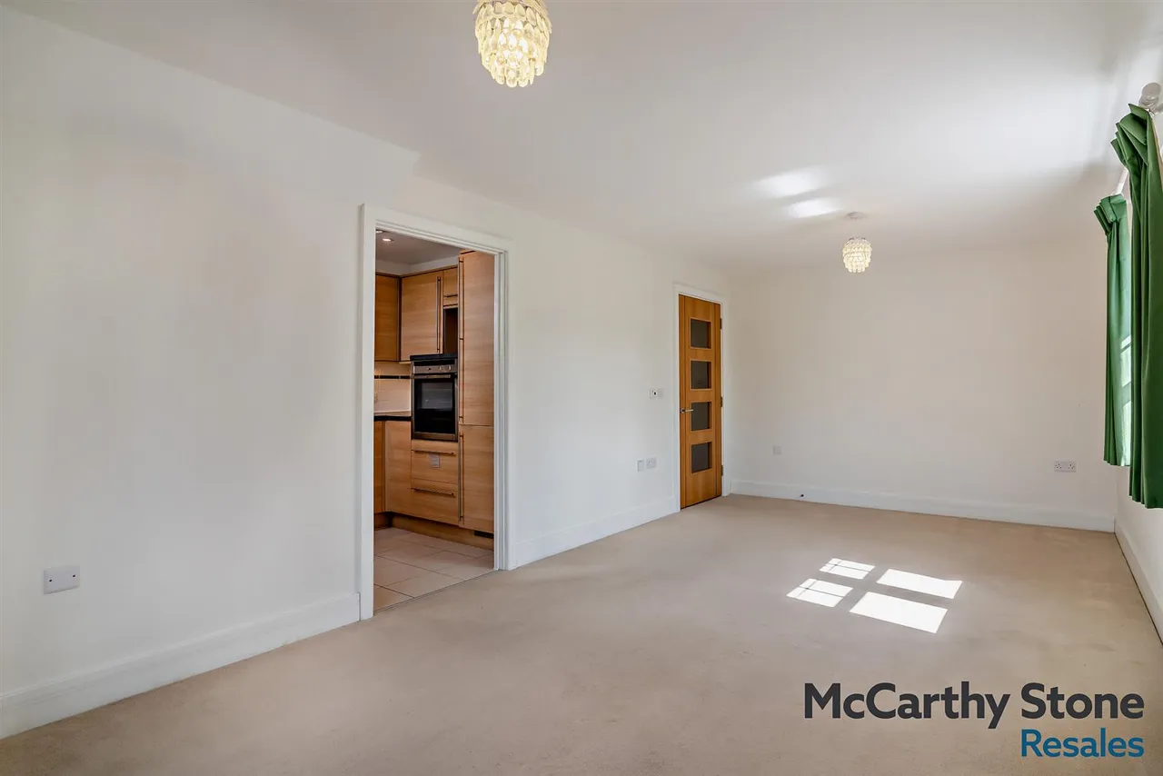 Crowborough Hill, Crowborough, TN6, photo 17