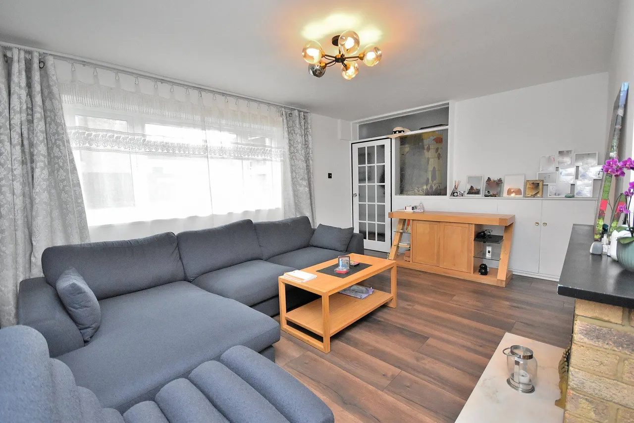 Woburn Court, Rushden, Northamptonshire, NN10 9HL, photo 5