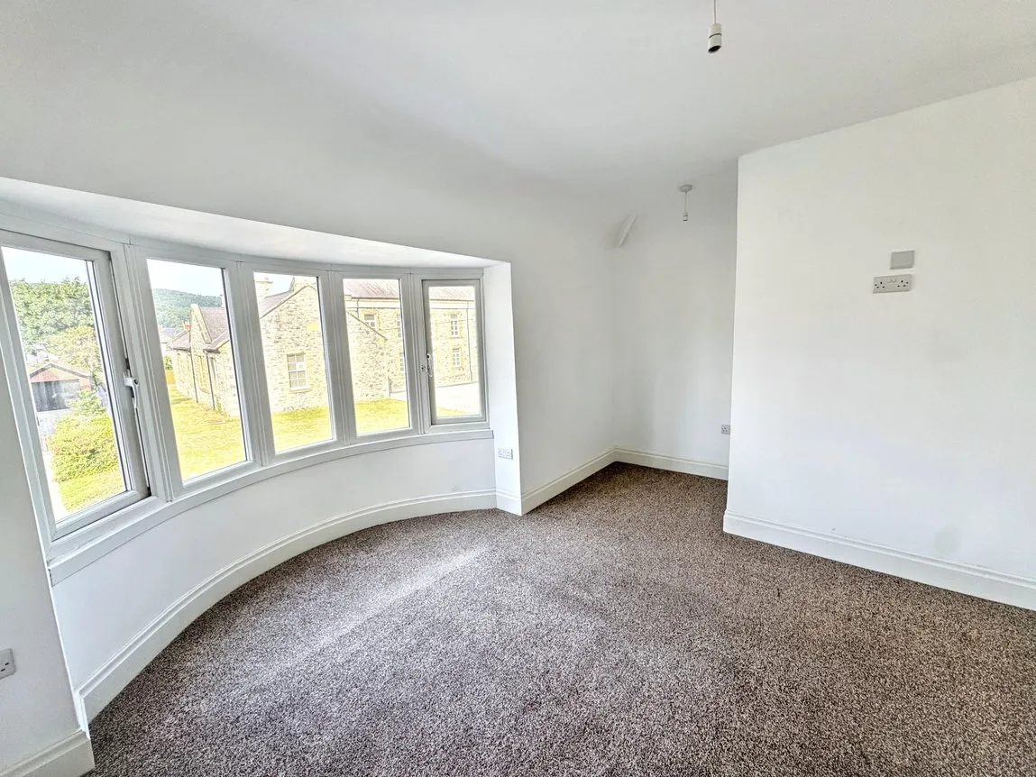 1 St Georges Road, Abergele, LL22 7HB, photo 9