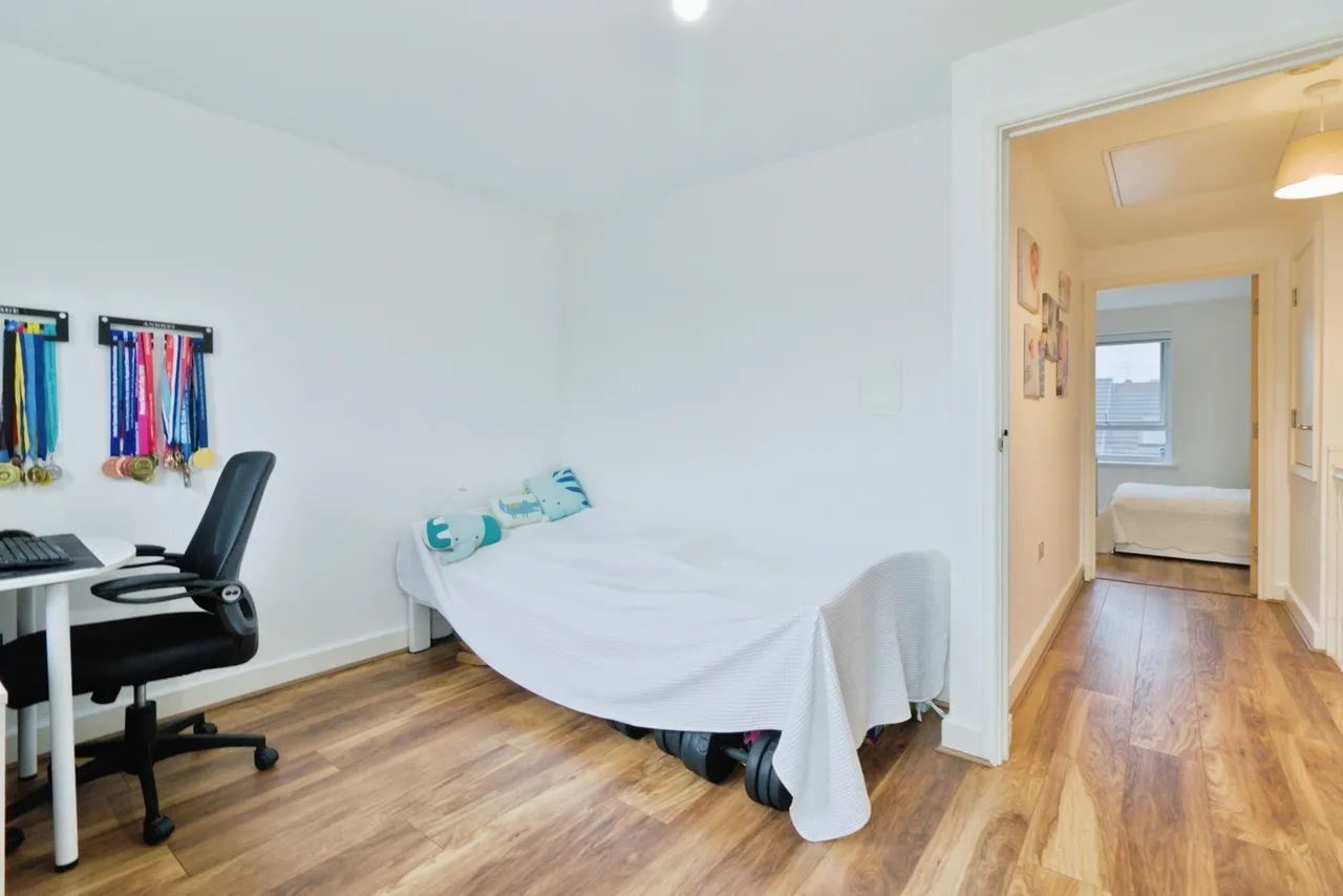 Alcock Crescent, Crayford, DA1, photo 15
