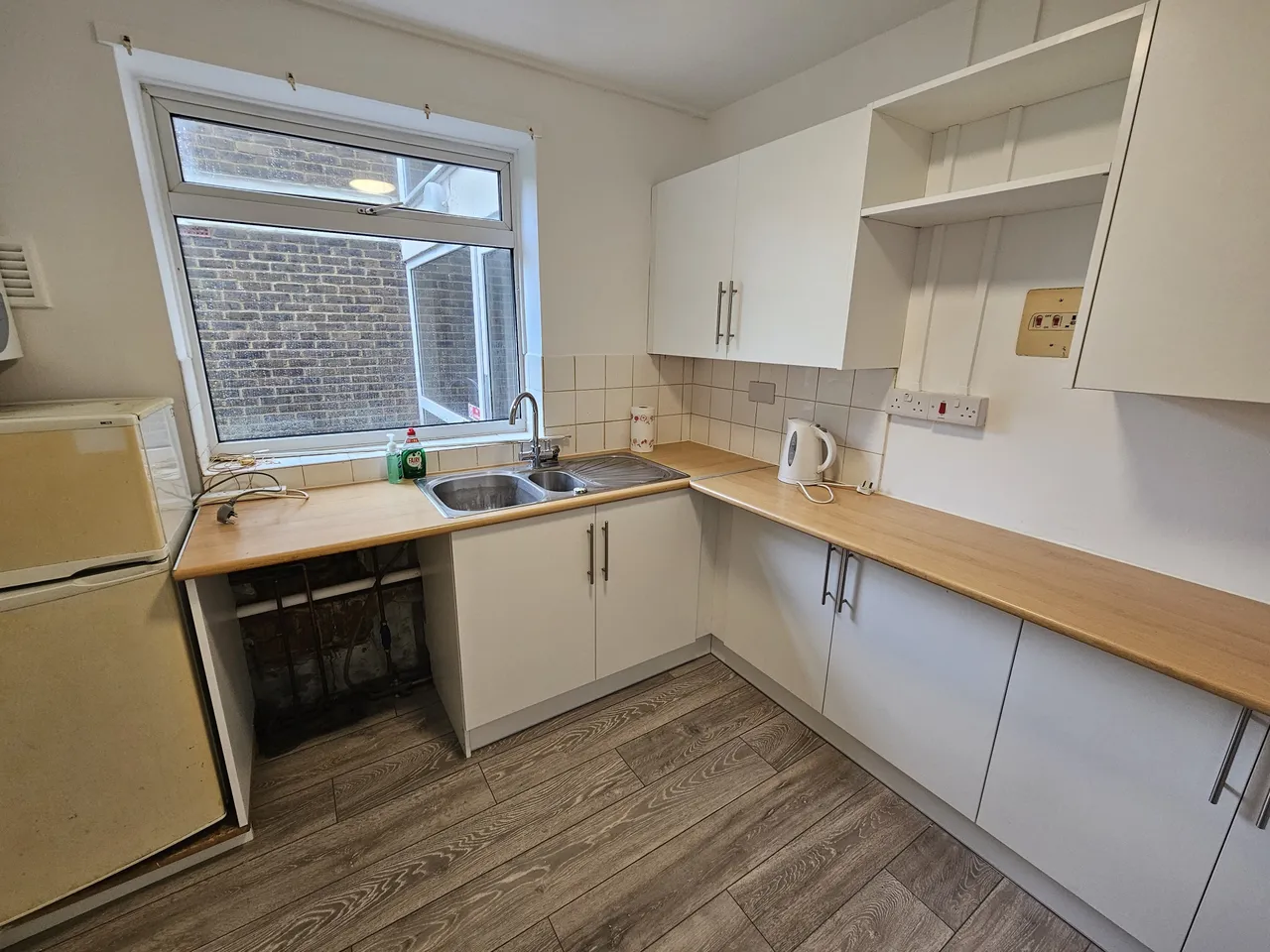 Pine Lodge, Maidstone, photo 2