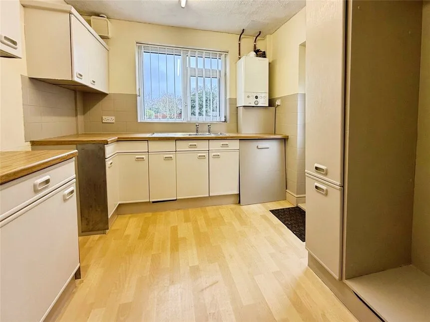 Wallis Avenue, Lincoln, Lincolnshire, LN6, photo 5