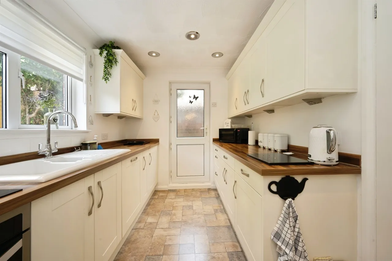 Robin Hill, Bedford, MK41, photo 3