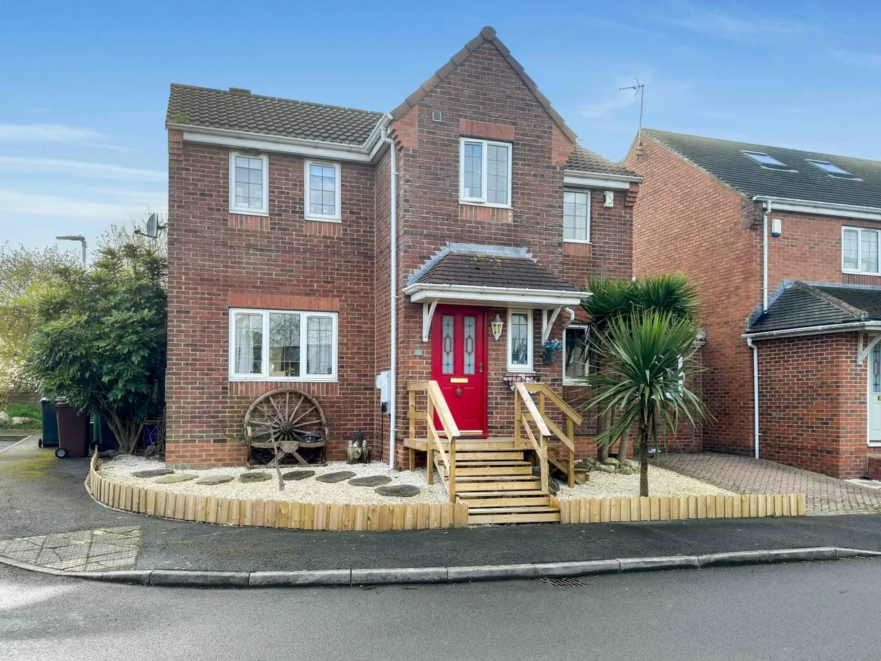 Hall Farm Park, Micklefield, LS25, photo 28