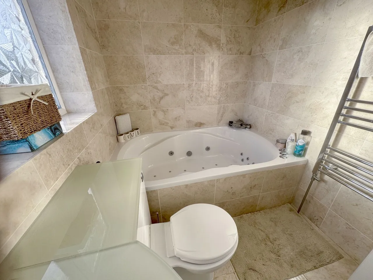 Hall Farm Park, Micklefield, LS25, photo 20