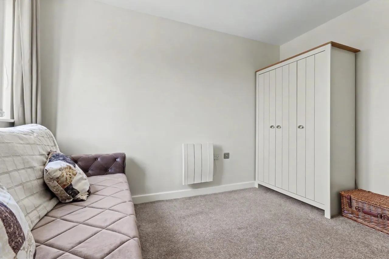 Castle Mews, Pontefract, WF8, photo 10