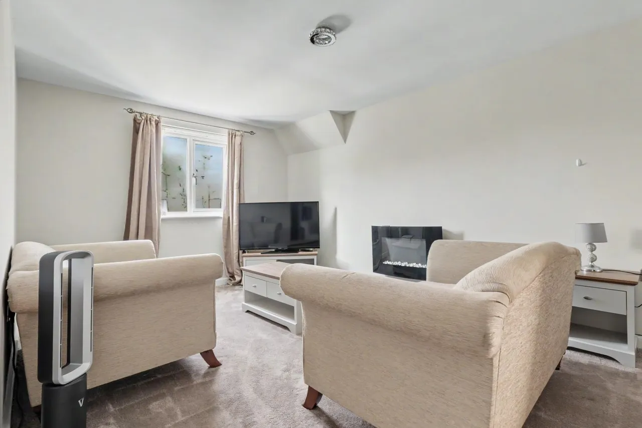 Castle Mews, Pontefract, WF8, photo 4