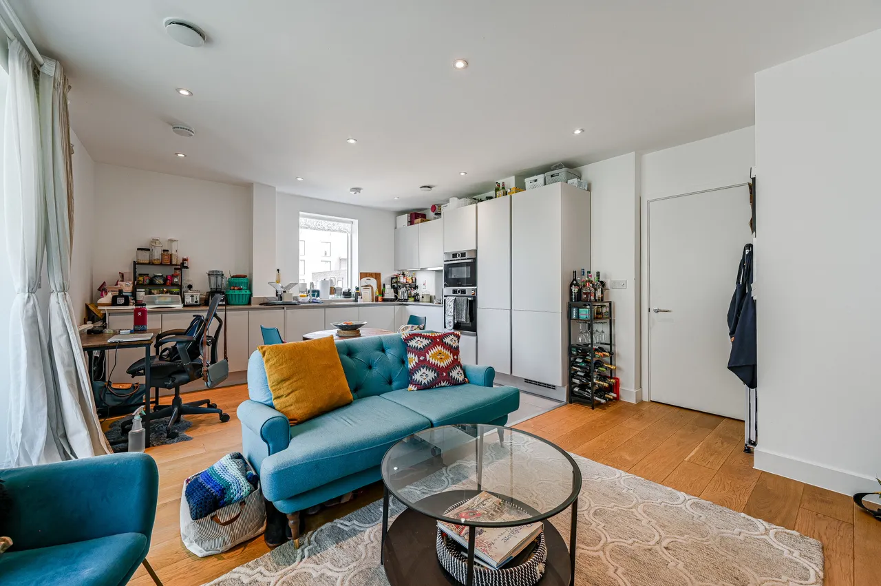 Flat 205, Skelton Lodge, London, photo 4