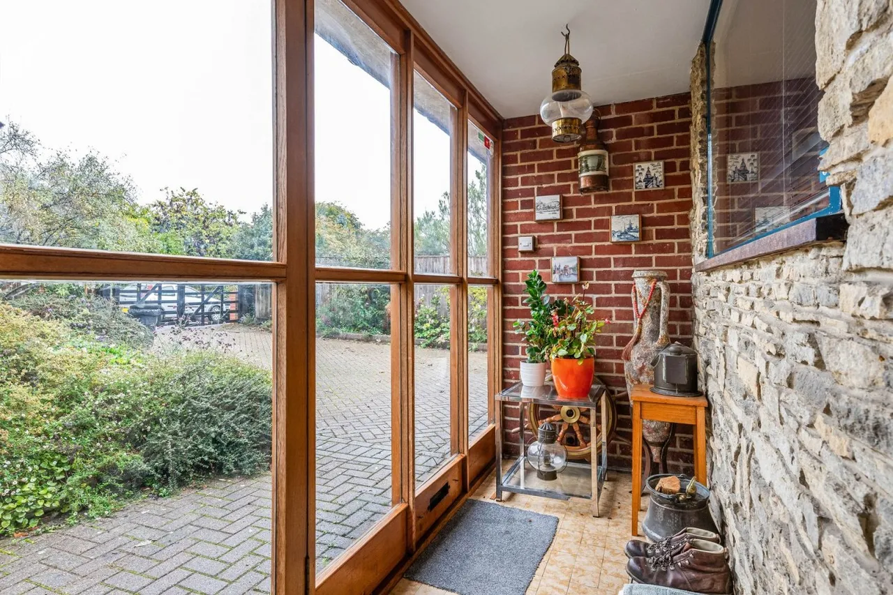 Lyndhurst, SO43, photo 17