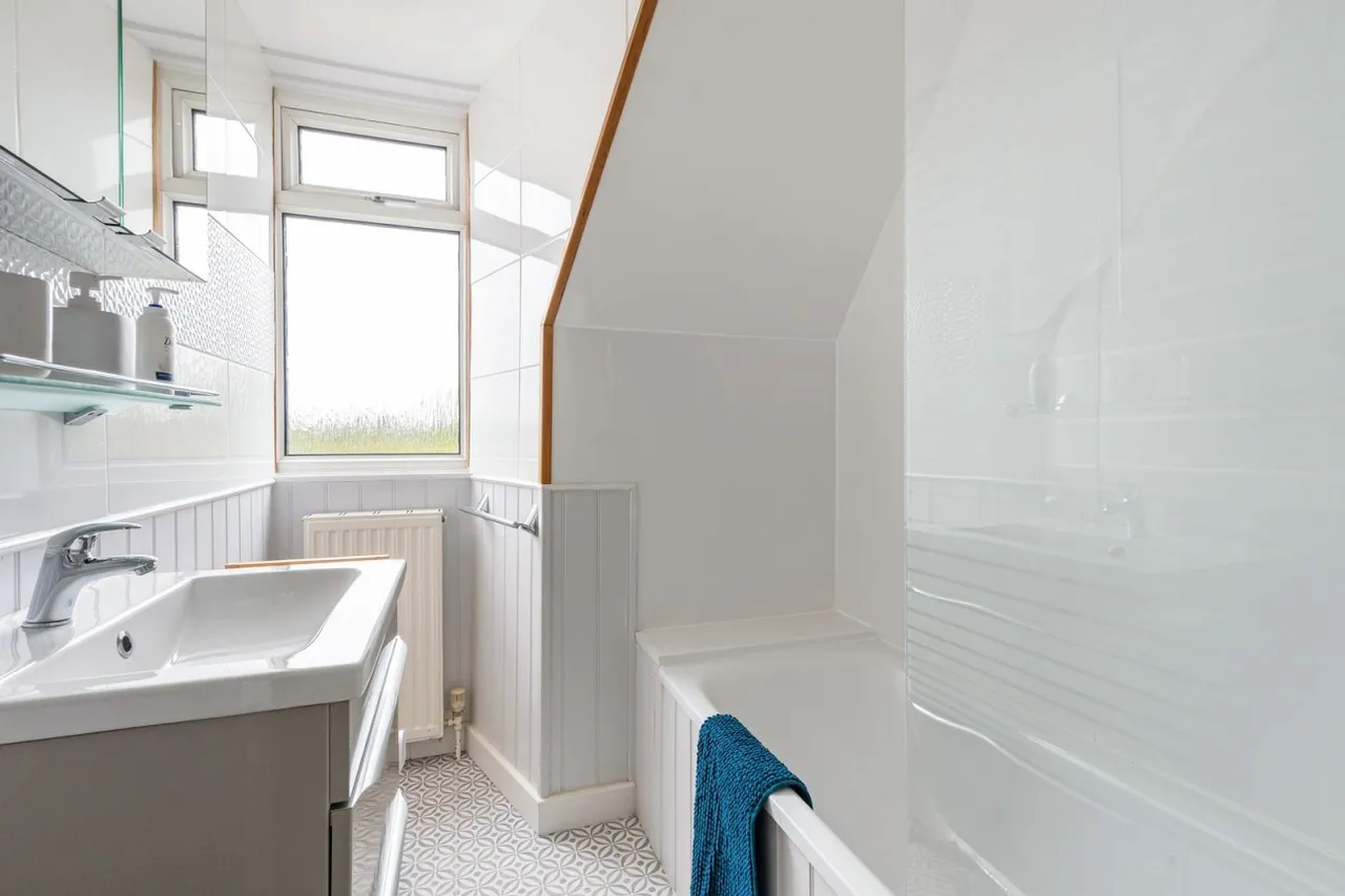 Lyndhurst, SO43, photo 19