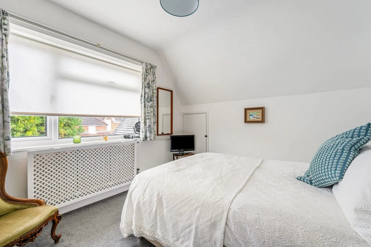 Lyndhurst, SO43, photo 14