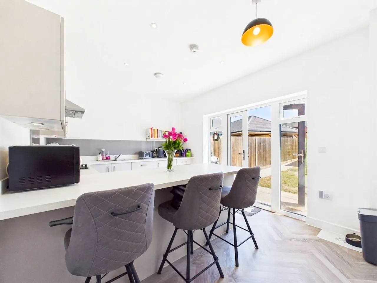 Mulberry Walk, Bordon, GU35, photo 2