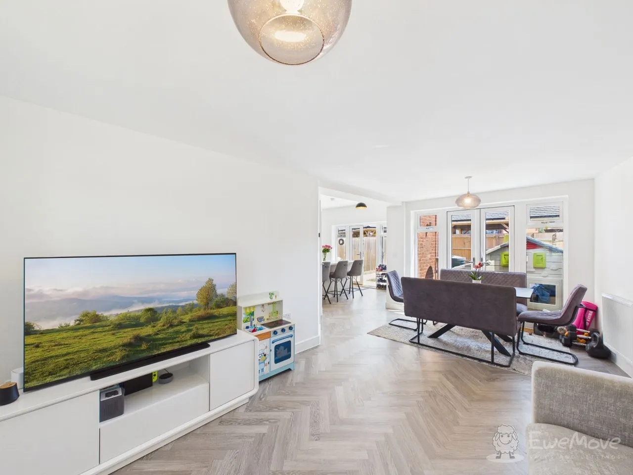 Mulberry Walk, Bordon, GU35, photo 5
