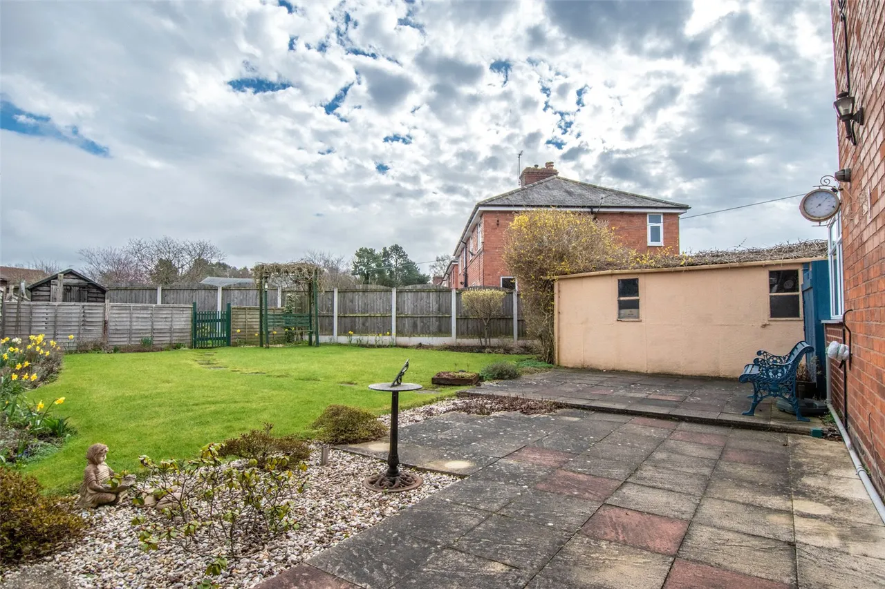 Burcot Avenue, Bromsgrove, Worcestershire, B60 1AG, photo 16