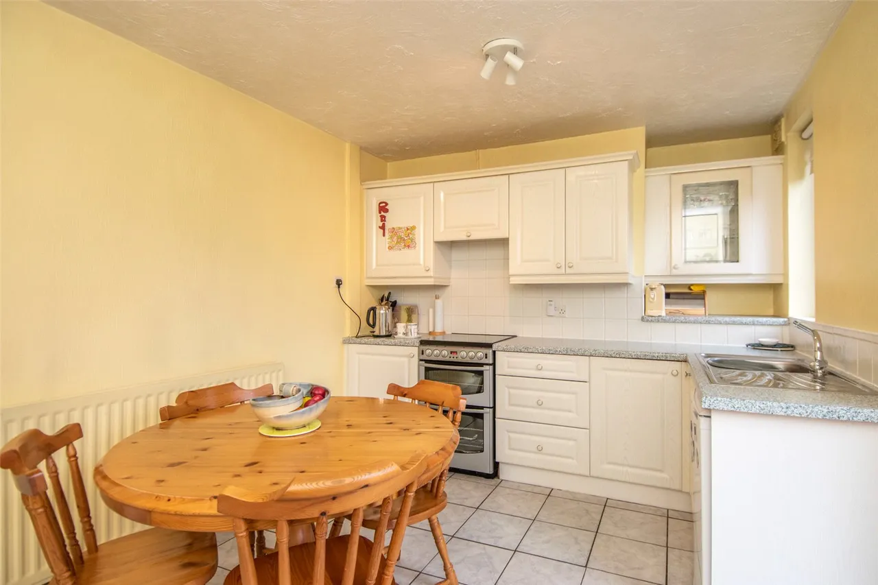 Burcot Avenue, Bromsgrove, Worcestershire, B60 1AG, photo 5