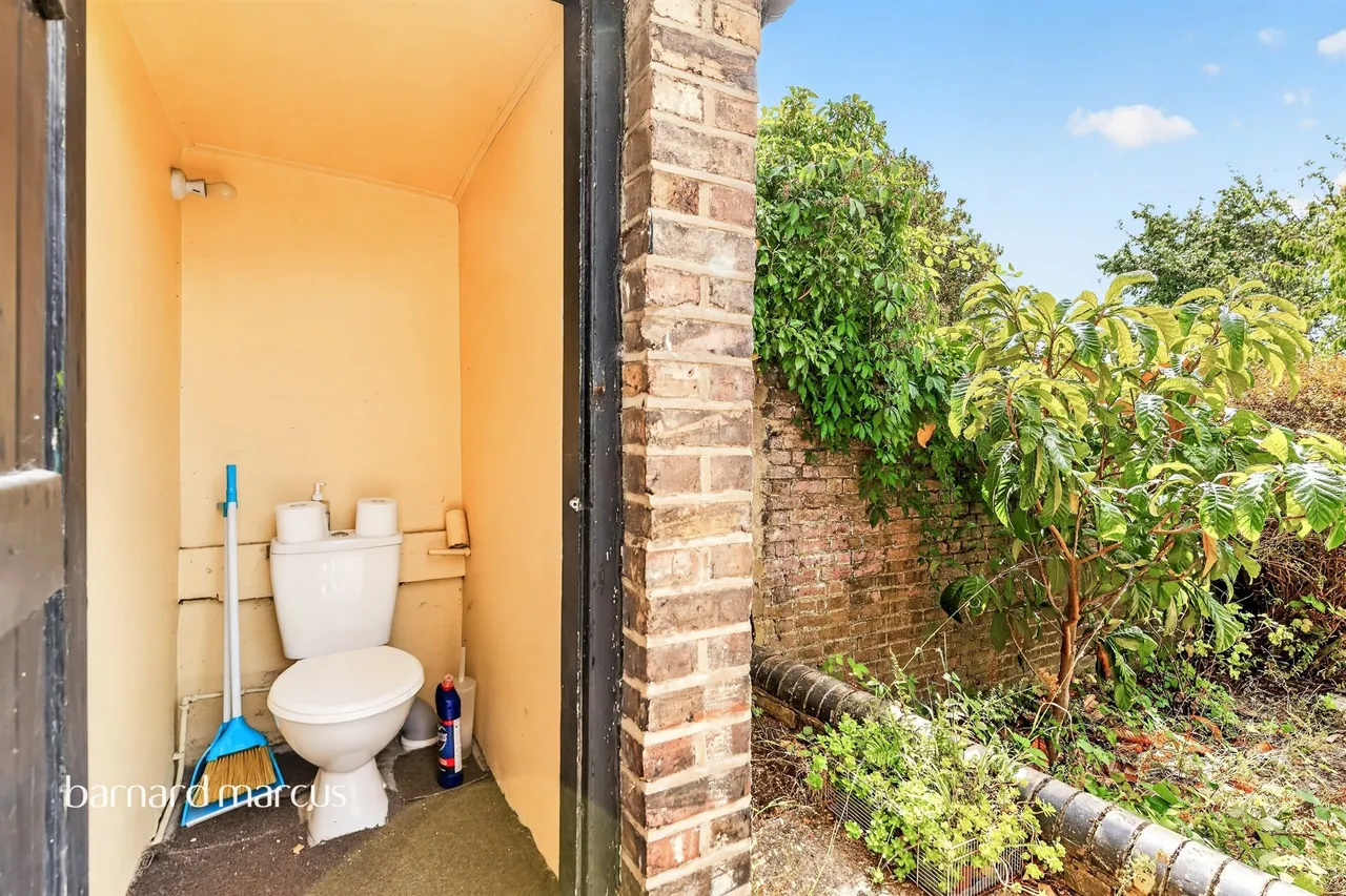Ellison Road, London, SW16, photo 16
