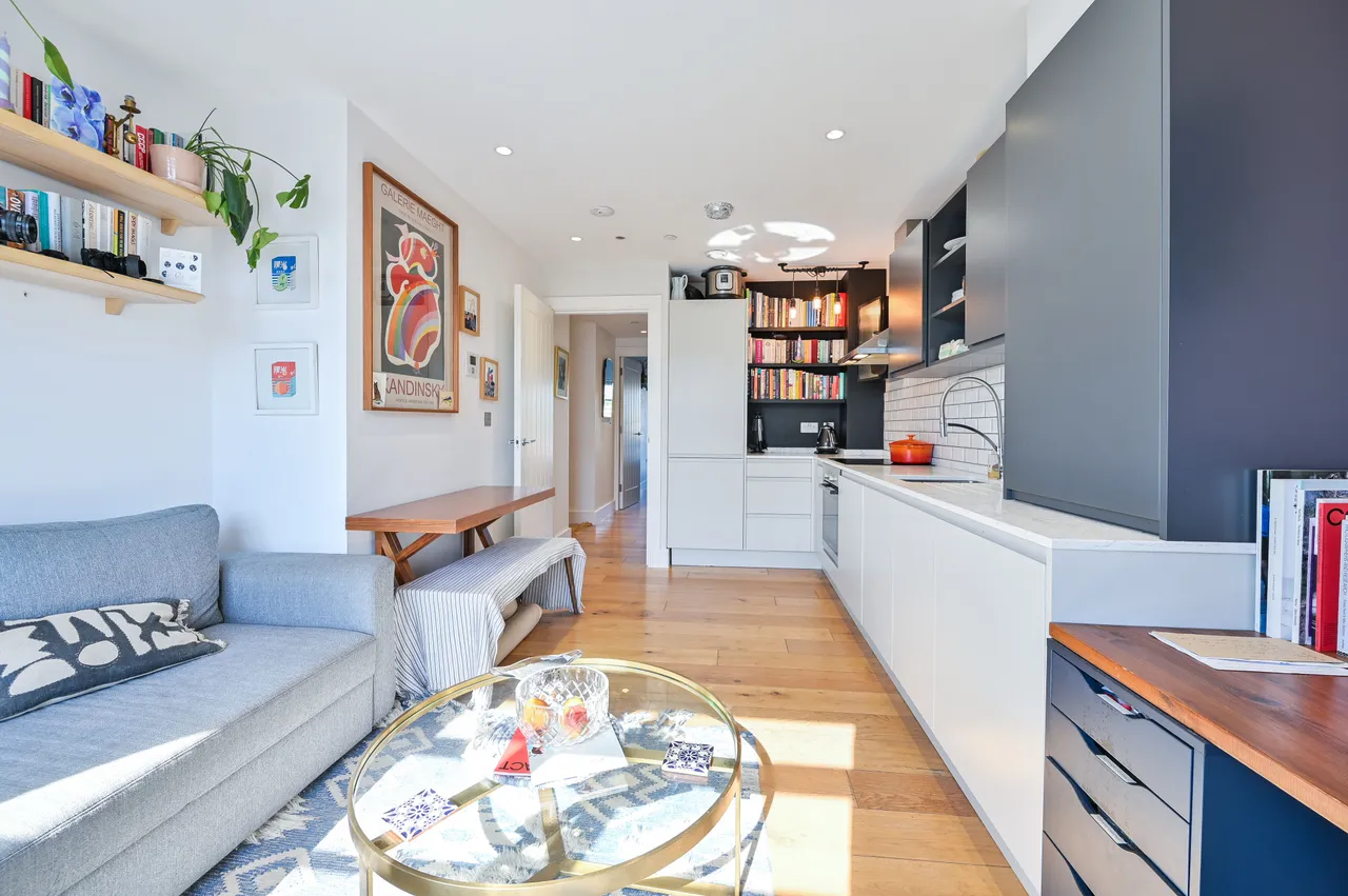 Flat 15, 2A Highshore Road, London, photo 5