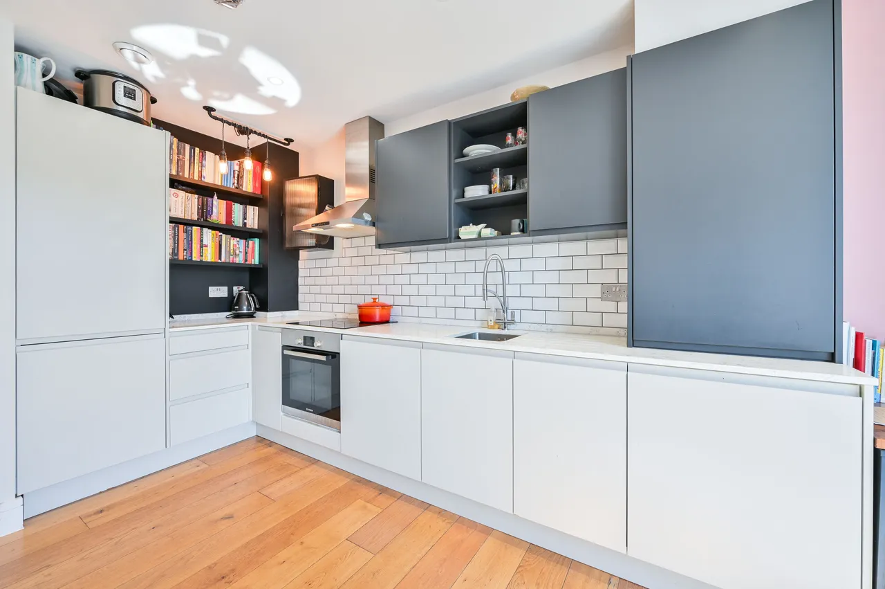 Flat 15, 2A Highshore Road, London, photo 8
