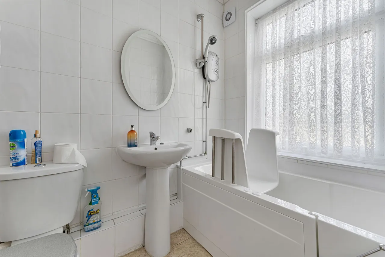 Page Lane, Widnes, Widnes, WA8 0AB, photo 14