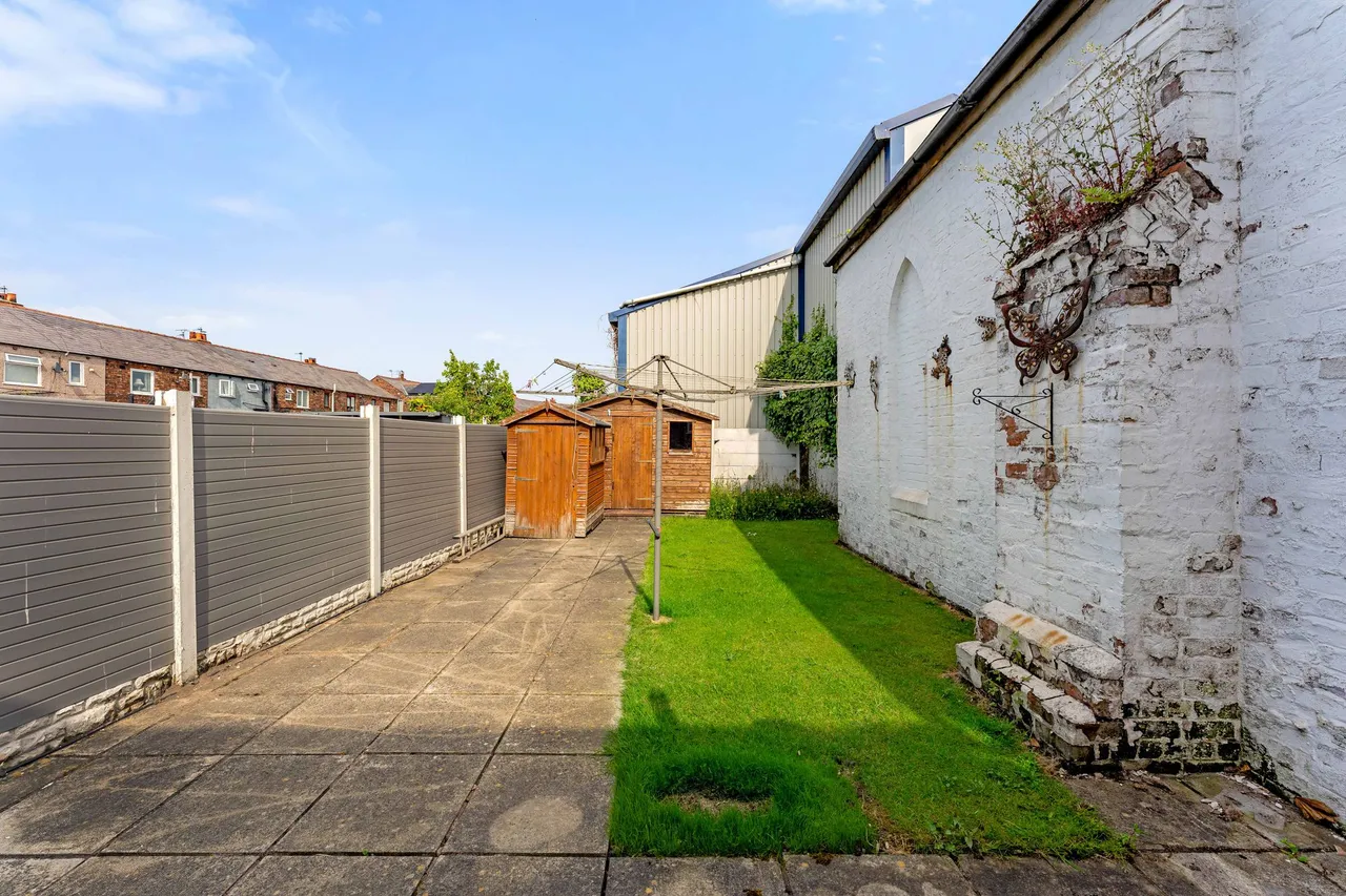 Page Lane, Widnes, Widnes, WA8 0AB, photo 19