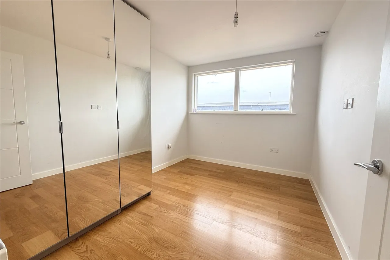 Old Bracknell Lane West, Bracknell, Berkshire, RG12 7LZ, photo 7