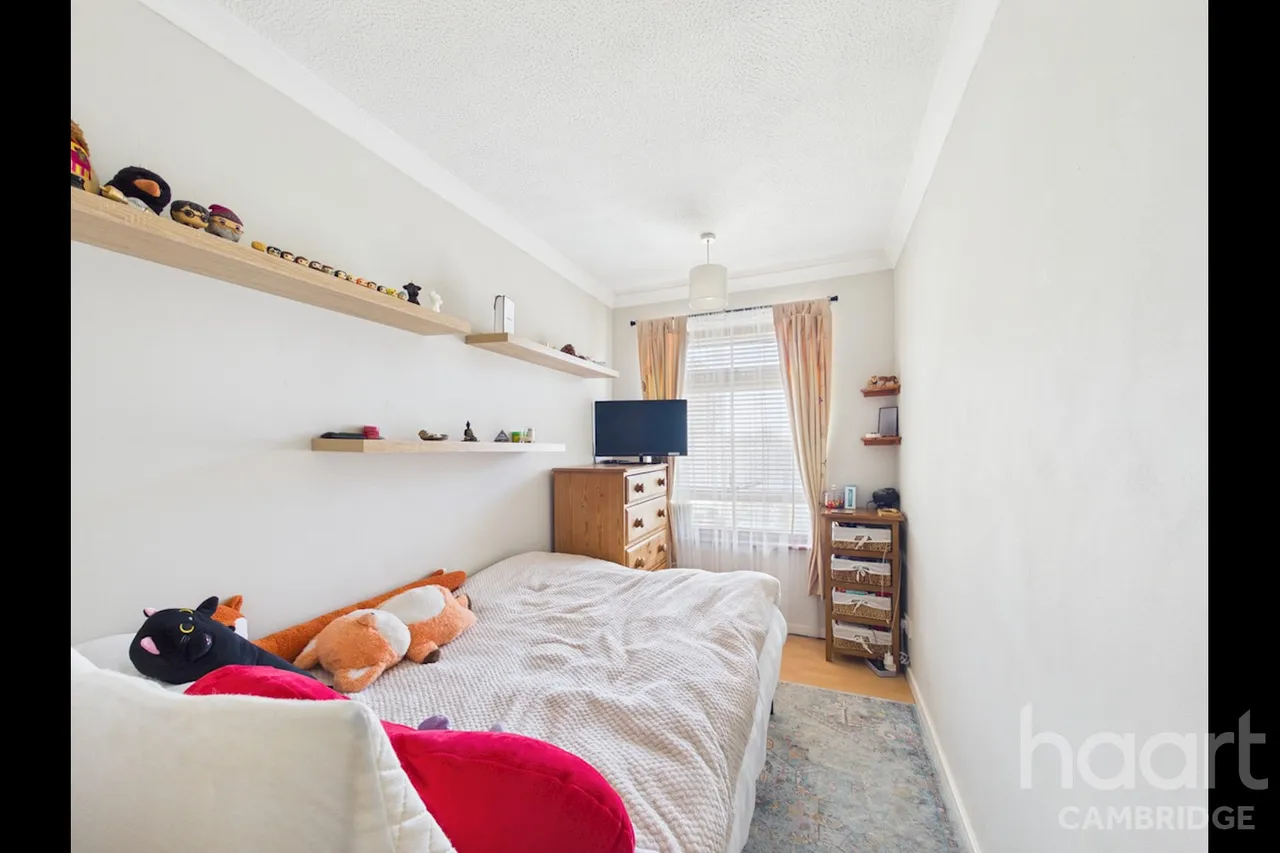 Mortlock Gardens, Abington, CB21, photo 10