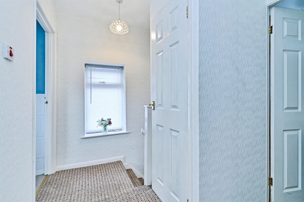 Dial Lane, West Bromwich, B70, photo 11