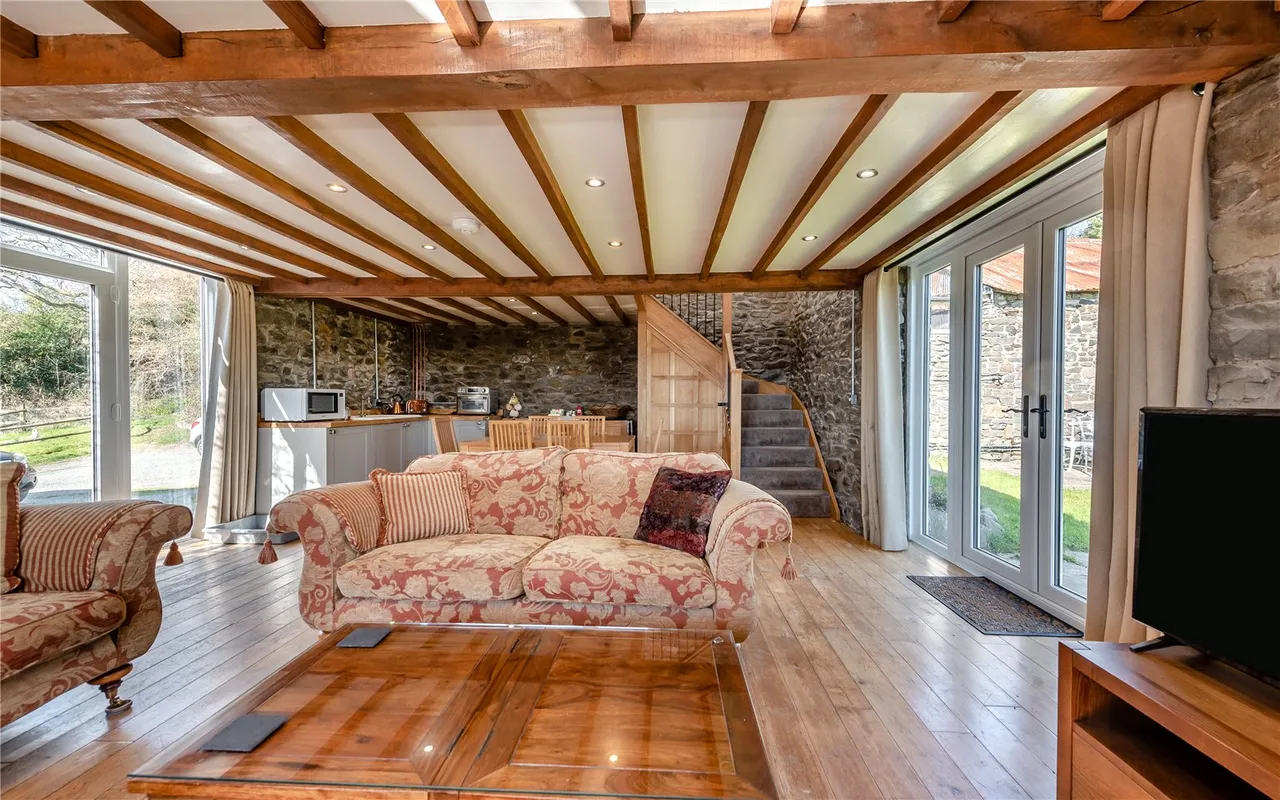 Y Wern, Llansadwrn, photo 21