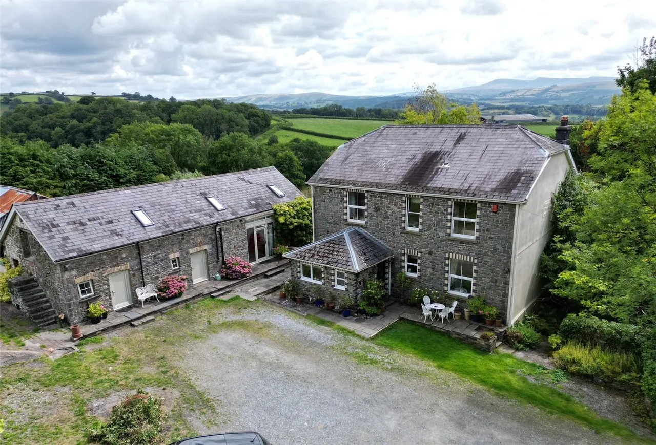 Y Wern, Llansadwrn, photo 19