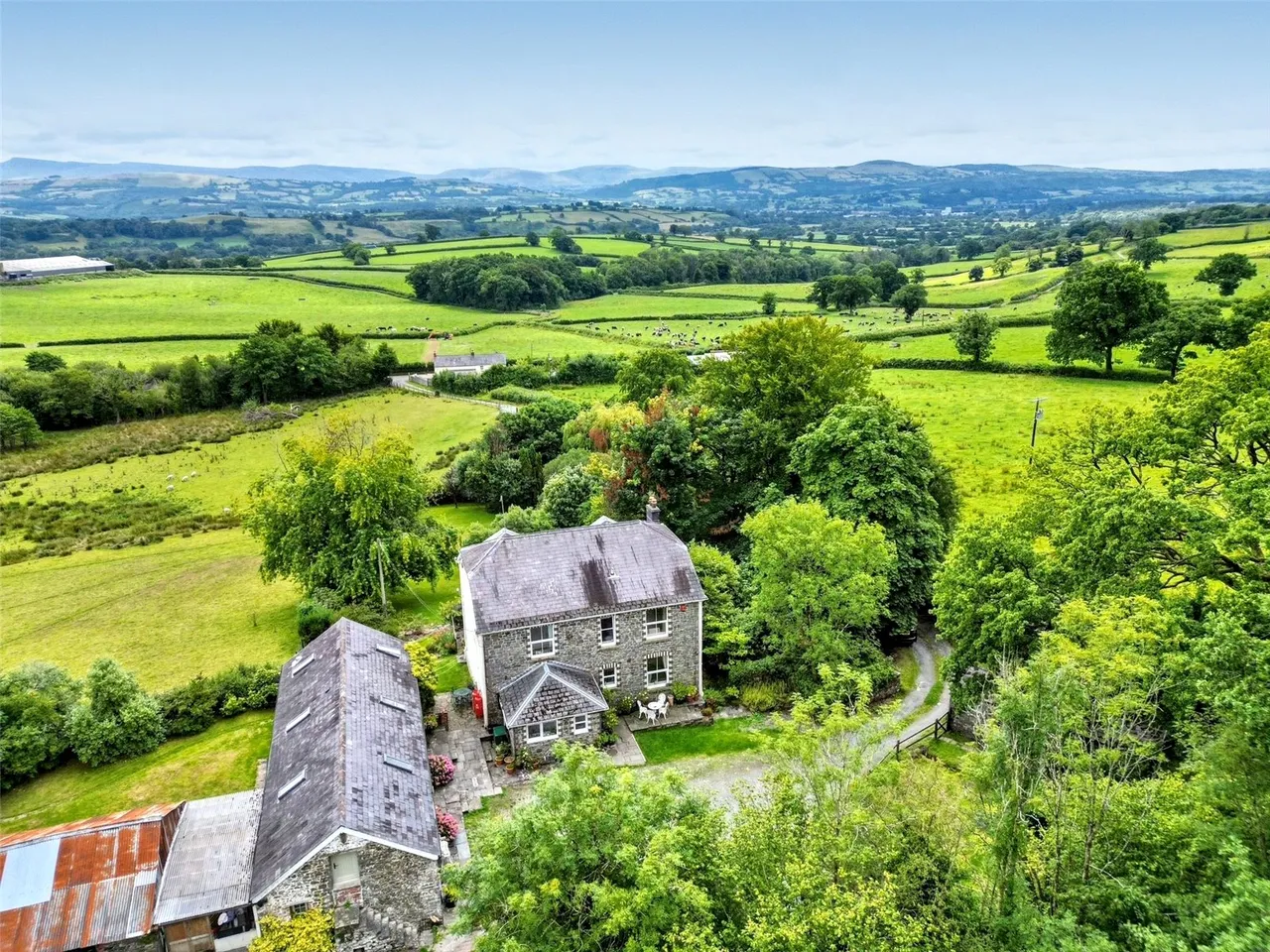 Y Wern, Llansadwrn, photo 38