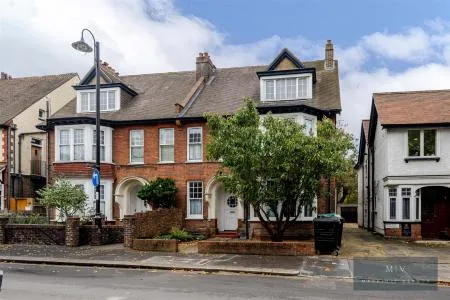 1 bed flat to rent, Beech House Road, Croydon