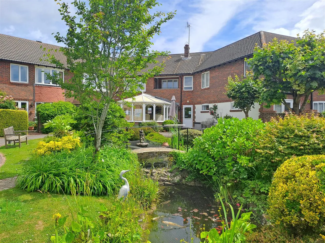 The Leas, Rustington, photo 3
