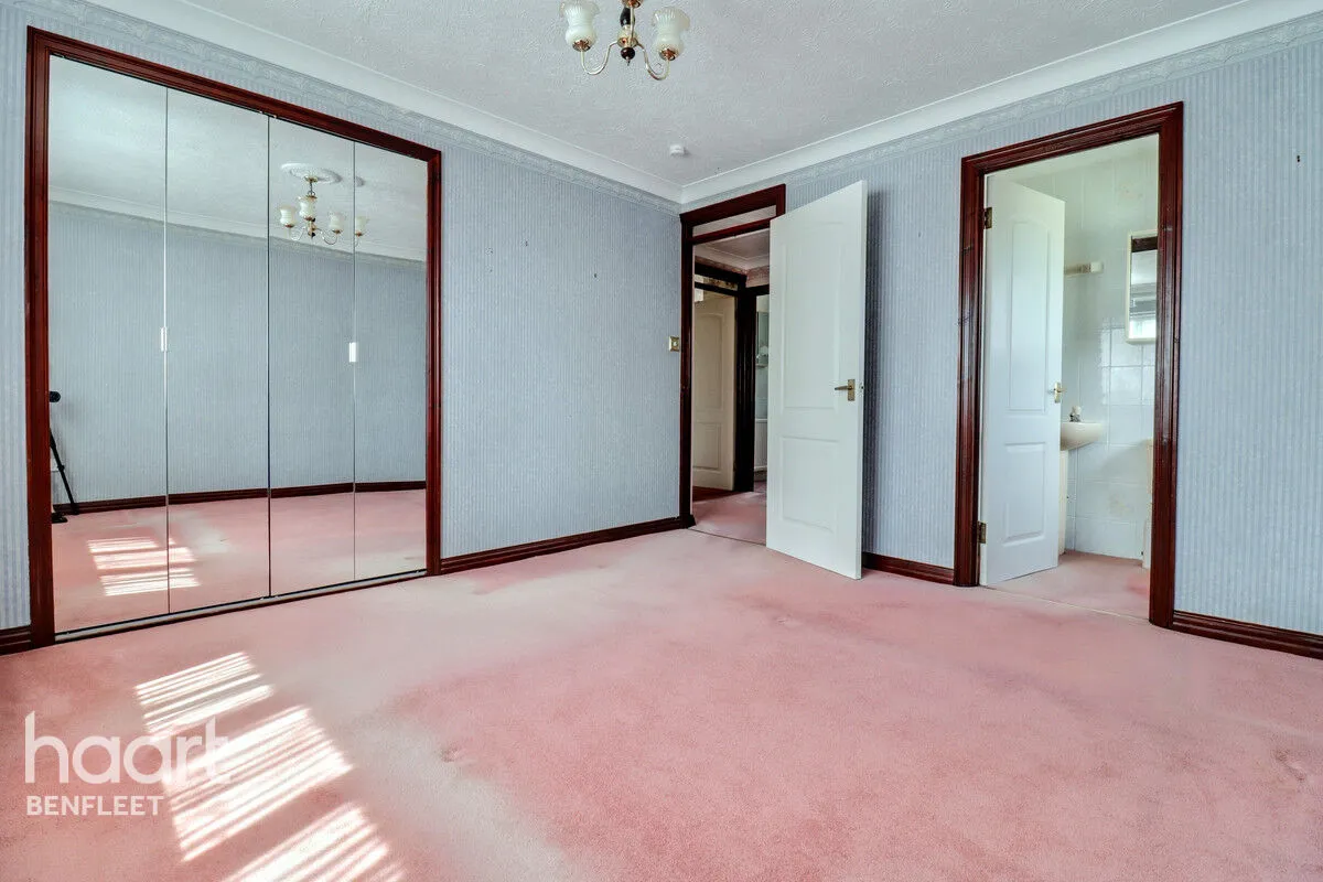 Summerwood Close, Benfleet, SS7, photo 11