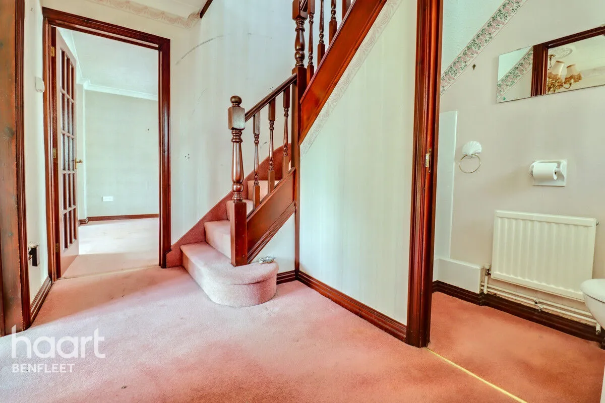 Summerwood Close, Benfleet, SS7, photo 9