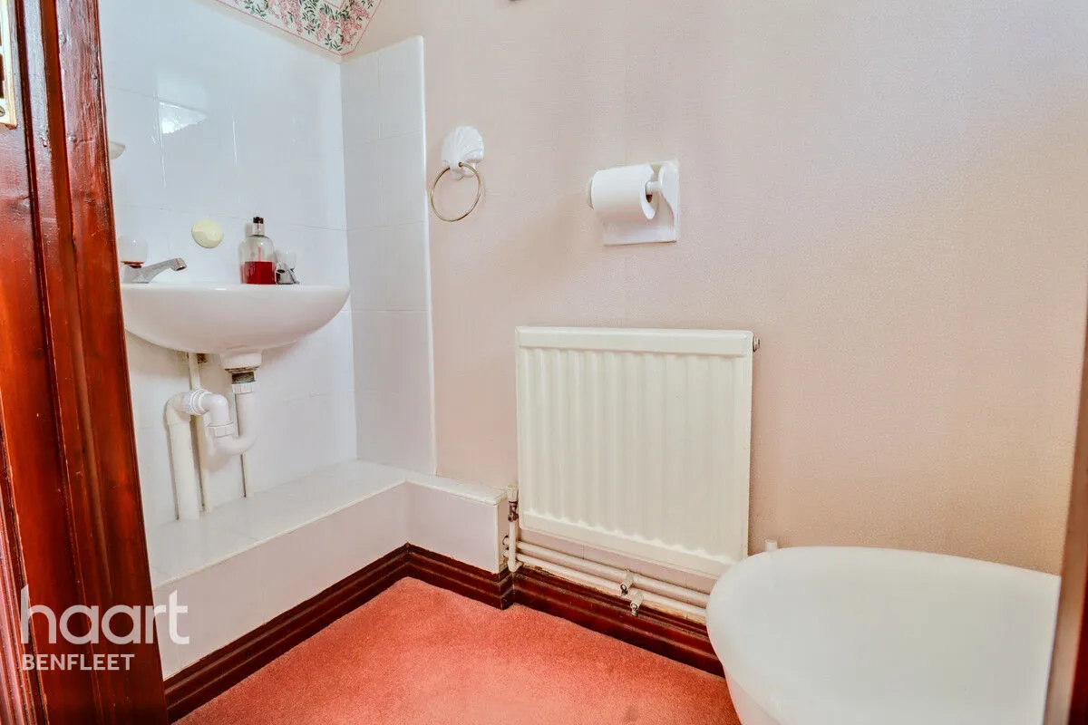 Summerwood Close, Benfleet, SS7, photo 8