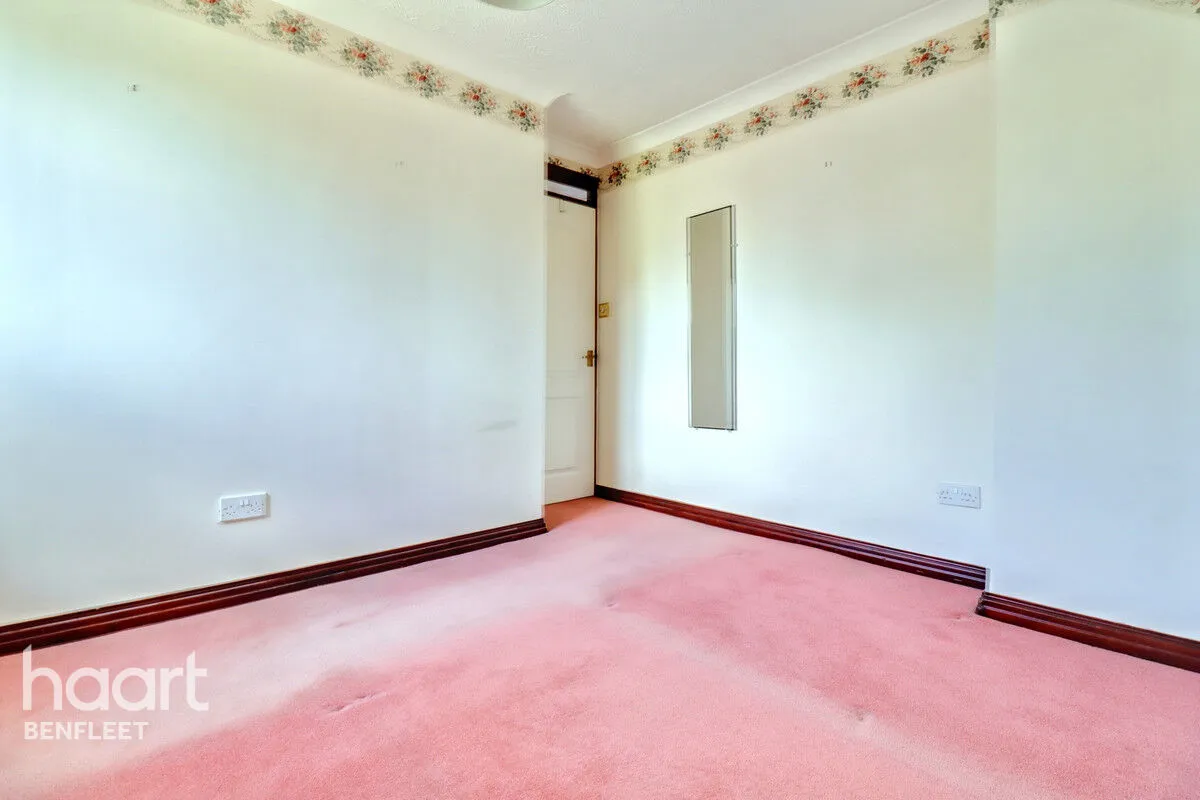Summerwood Close, Benfleet, SS7, photo 15