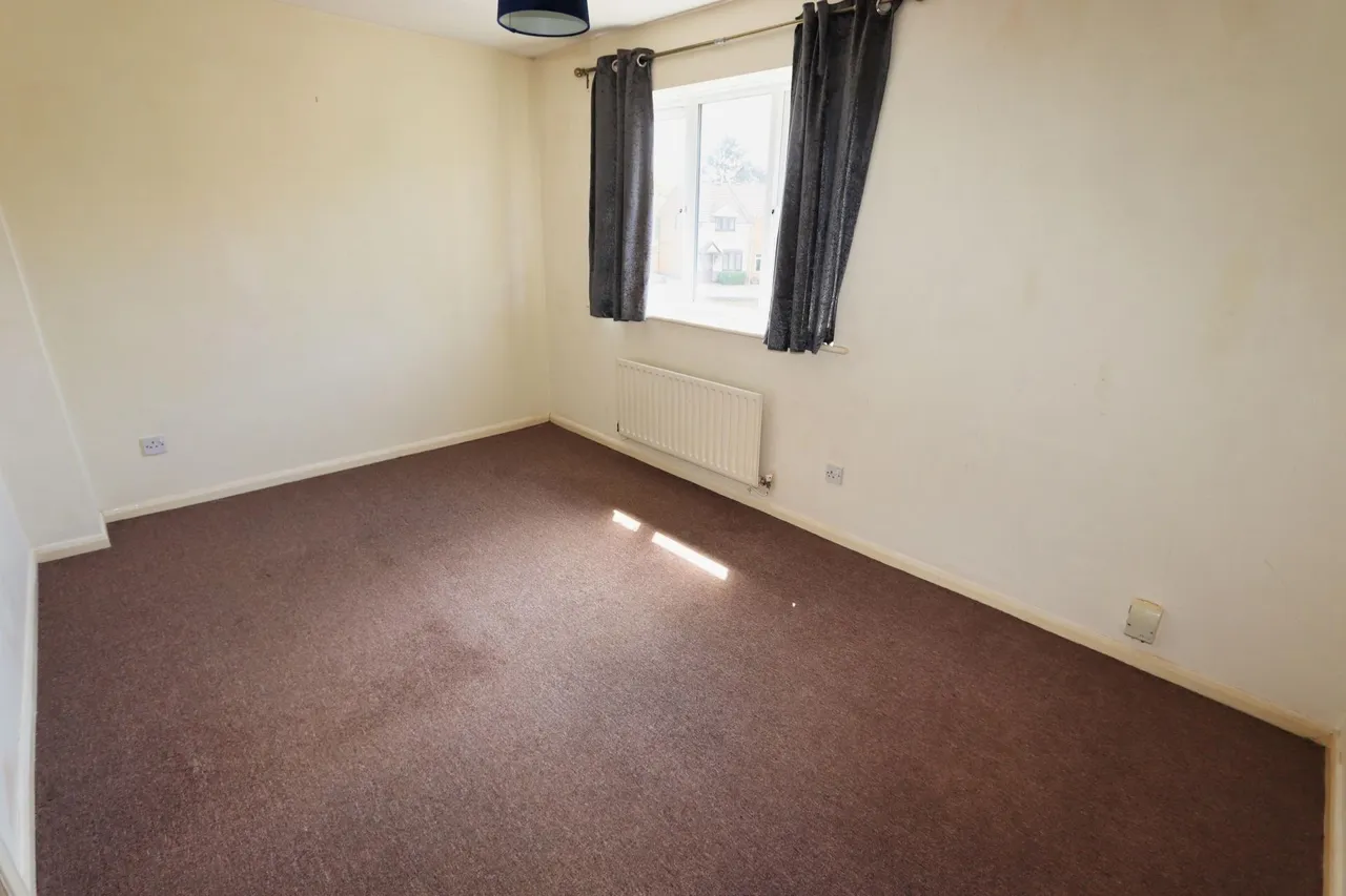 Viking Close, Kettering, NN16, photo 10