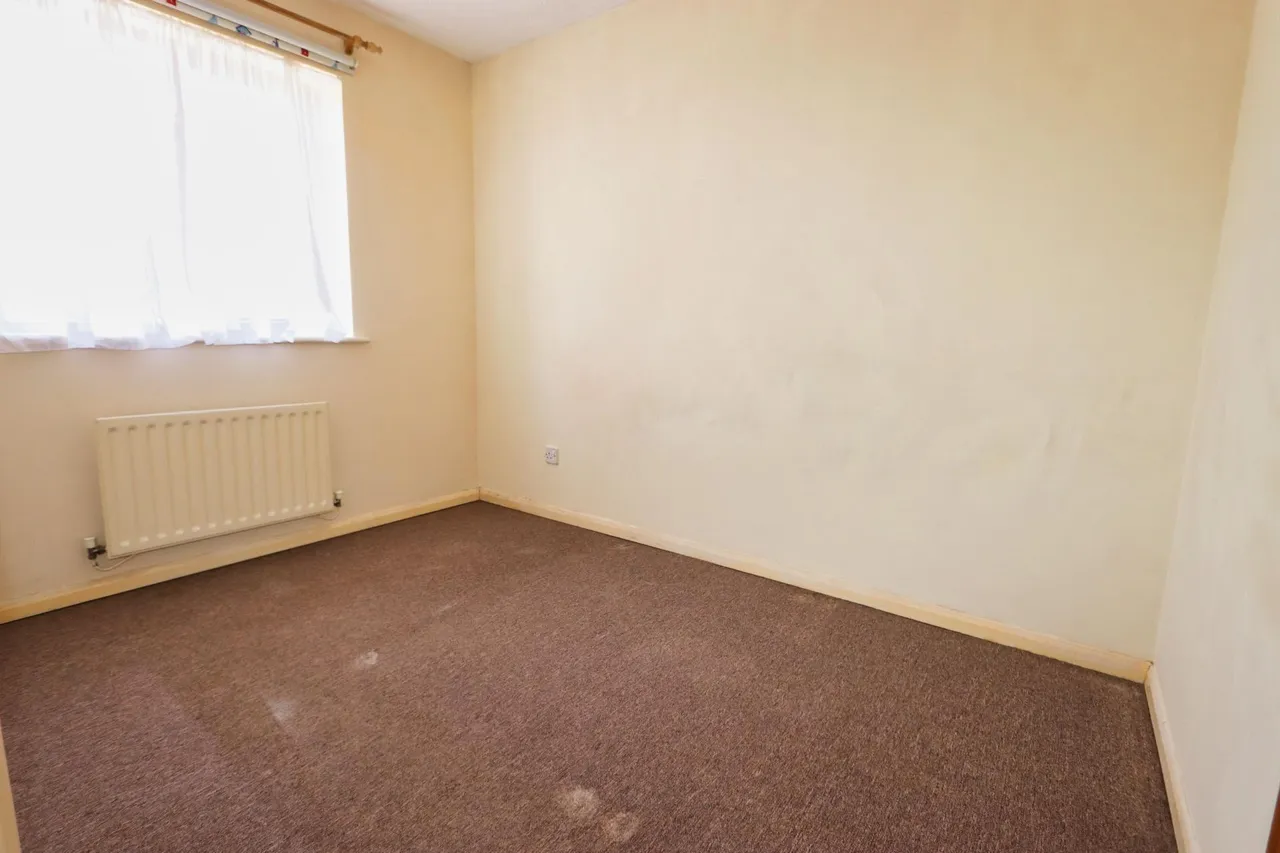 Viking Close, Kettering, NN16, photo 11