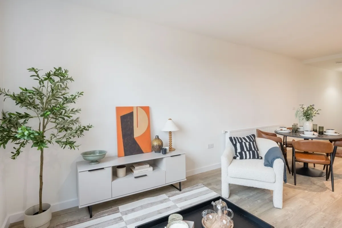 Elmsleigh Road Staines-upon-Thames TW18, photo 3