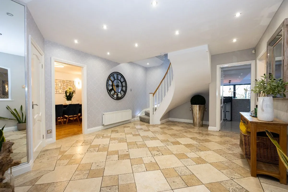 Ringley Road, Manchester, M45 7LL, photo 17