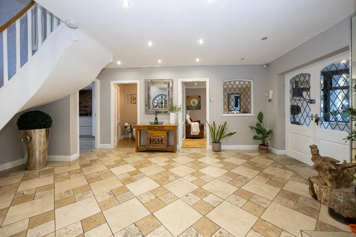 Ringley Road, Manchester, M45 7LL, photo 16