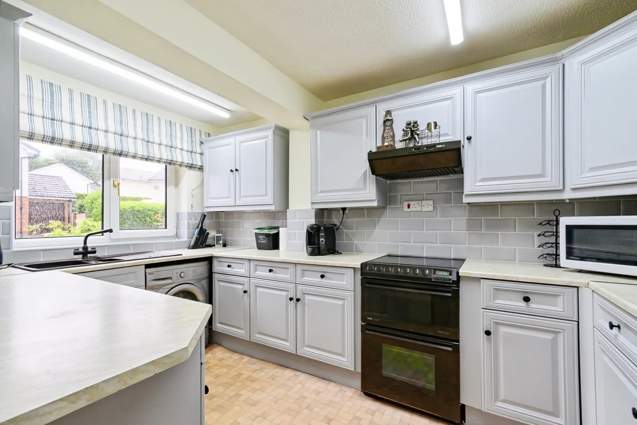Hopefold Drive, Worsley, Manchester, Greater Manchester, M28, photo 5