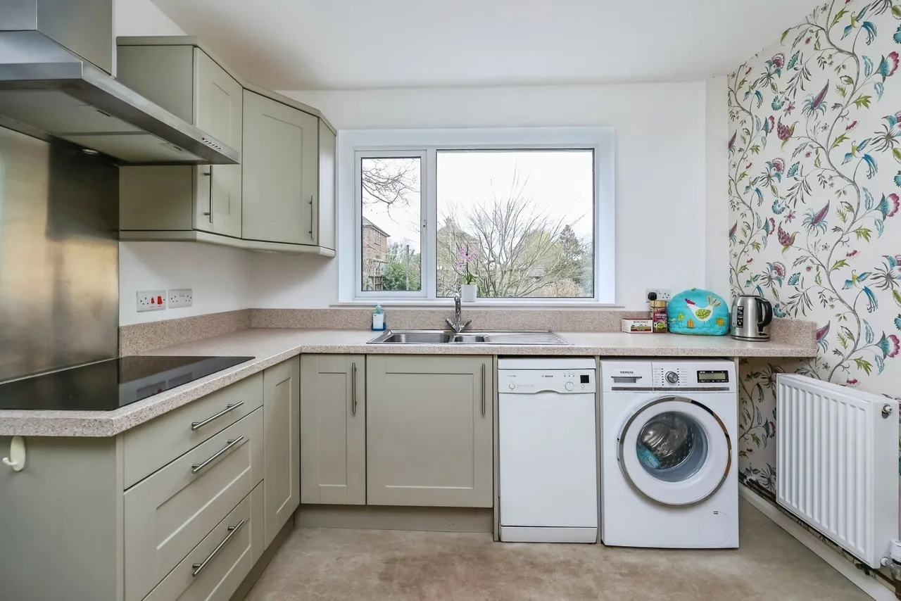 Rivergreen, Clifton, Nottingham, NG11, photo 2